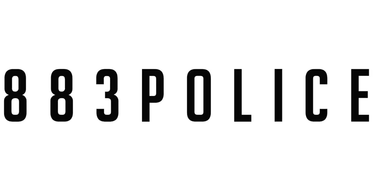 833
